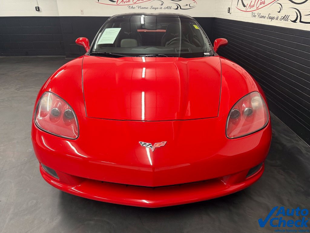 Used 2007 Chevrolet Corvette Coupe w/ Preferred Equipment Group RWD image 4