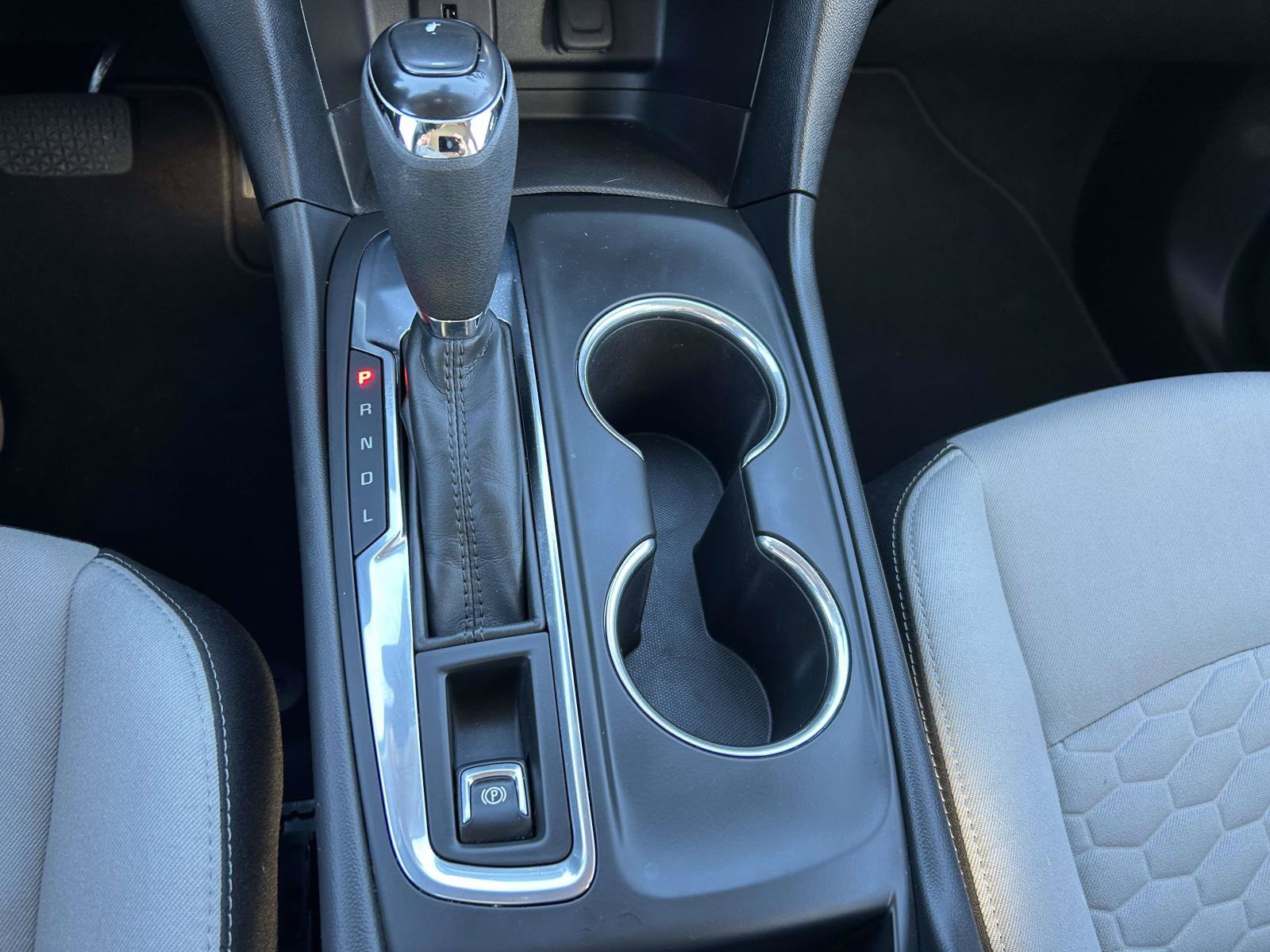 Used 2018 Chevrolet Equinox LS FWD image 18