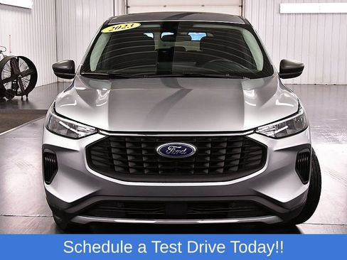 Used 2023 Ford Escape Active w/ Tech Pack #1 AWD/4WD image 2