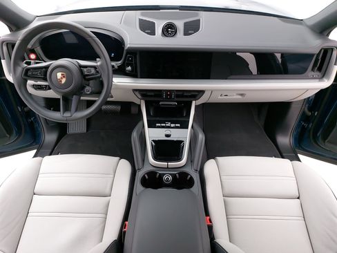 Certified 2025 Porsche Cayenne Coupe AWD/4WD image 11