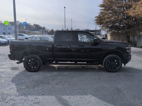 New 2026 RAM 2500 Big Horn AWD/4WD image 9
