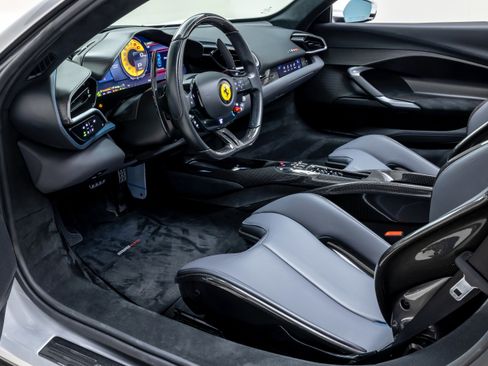 Used 2023 Ferrari 296 GTS image 70