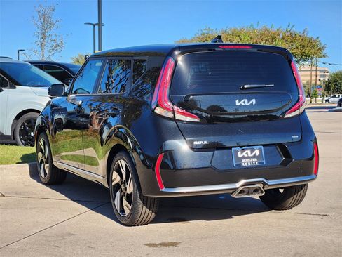 New 2025 Kia Soul GT-Line image 3