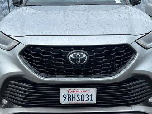 Certified 2022 Toyota Highlander XSE image 9