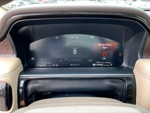 Used 2023 Lincoln Nautilus Reserve AWD/4WD image 22