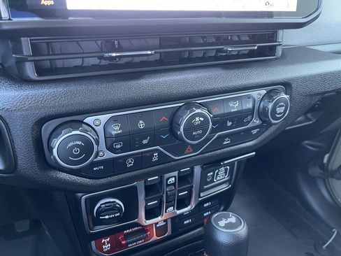 New 2026 Jeep Wrangler Unlimited Sport AWD/4WD image 33