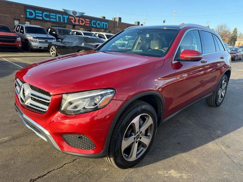 Used 2018 Mercedes-Benz GLC 300 GLC 300 4MATIC Sport Utility 4 image 7