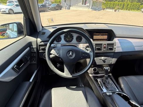 Used 2011 Mercedes-Benz GLK 350 4MATIC image 23