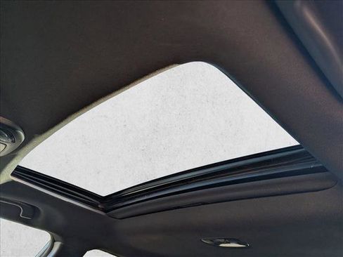 Used 2022 Subaru Outback Wilderness image 17