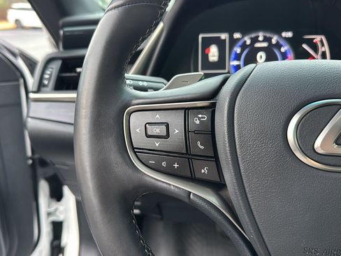 Certified 2021 Lexus ES 350 w/ Accessory Package image 18