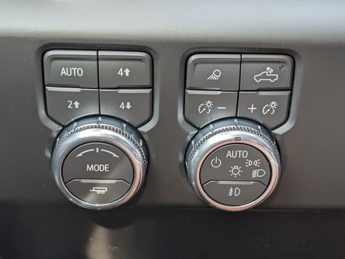 Used 2026 GMC Sierra 1500 Denali AWD/4WD image 15