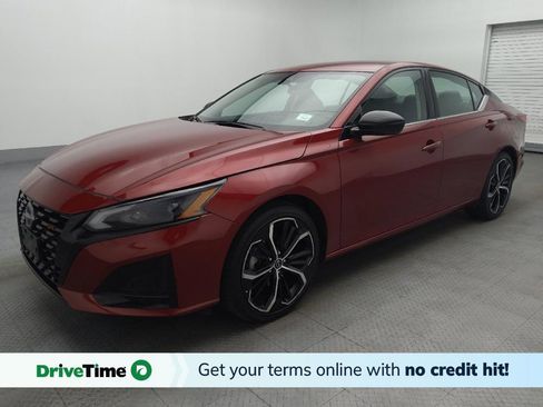 Used 2023 Nissan Altima 2.5 SR image 1