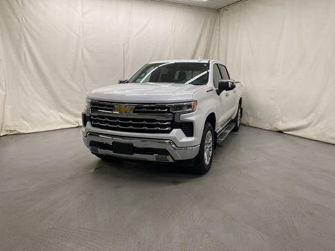 Used 2024 Chevrolet Silverado 1500 LTZ w/ LTZ Premium Package image 2