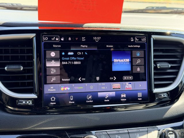 Used 2025 Chrysler Pacifica Select FWD image 19
