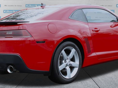 Used 2015 Chevrolet Camaro LT image 6