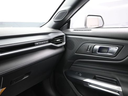 New 2025 Ford Mustang Premium image 20