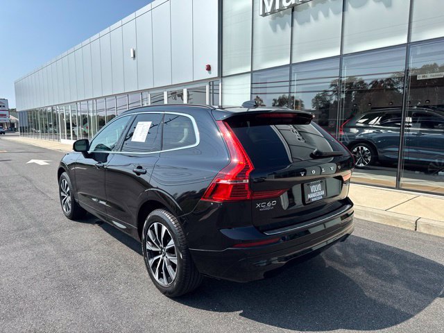 Certified 2023 Volvo XC60 B5 Core w/ Climate Package AWD/4WD image 3