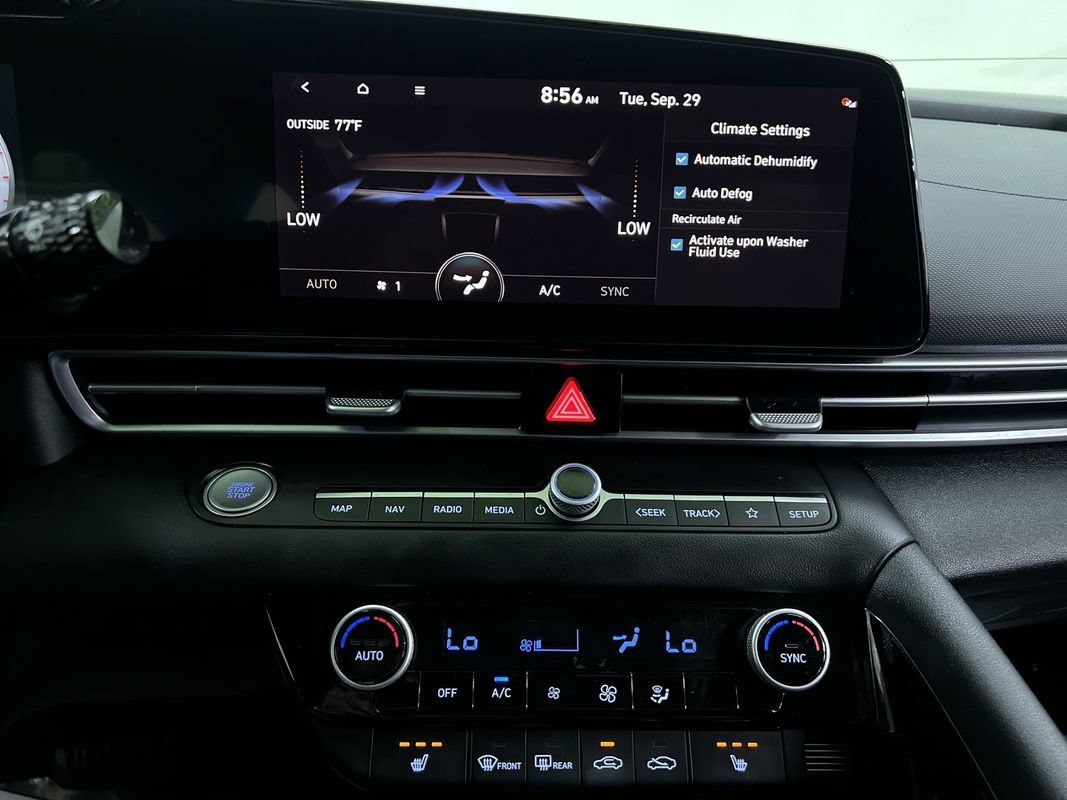 Used 2023 Hyundai Elantra SEL w/ Convenience Package FWD image 23