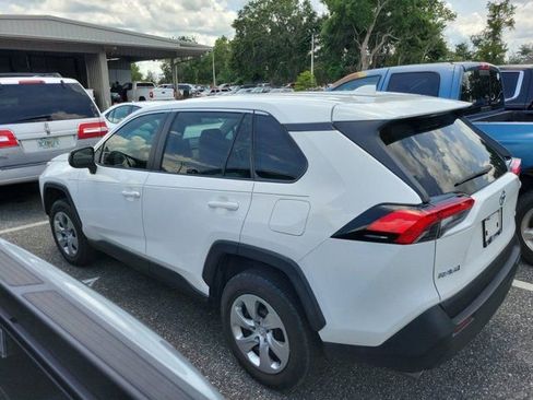 Certified 2022 Toyota RAV4 LE FWD image 7