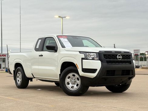 Certified 2025 Nissan Frontier S RWD image 2