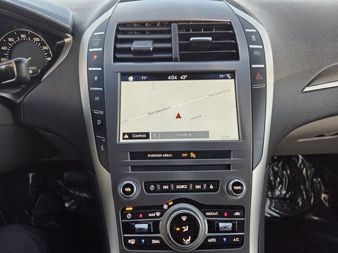 Used 2017 Lincoln MKZ Select w/ Select Plus Package image 16