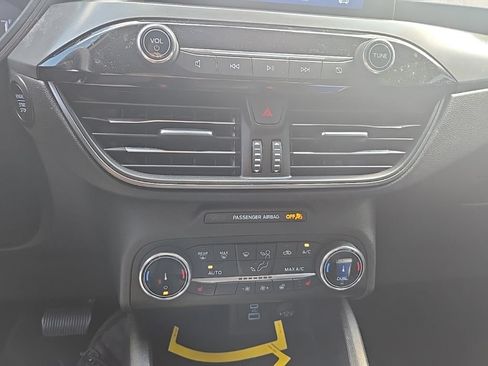 Used 2023 Ford Escape Active AWD/4WD image 12