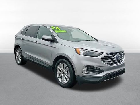 Used 2024 Ford Edge Titanium image 3