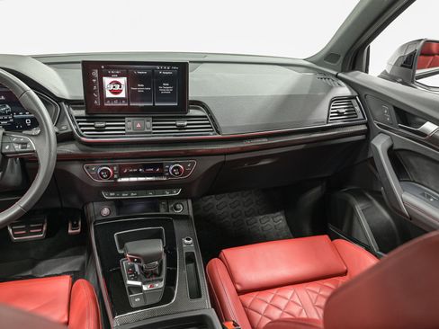 Used 2024 Audi SQ5 Premium Plus w/ Premium Plus Package image 31