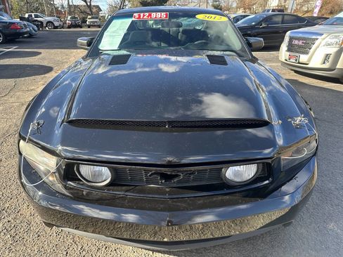 Used 2012 Ford Mustang GT image 2