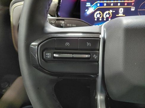 Certified 2024 Chevrolet Colorado ZR2 w/ ZR2 Convenience Package III image 39