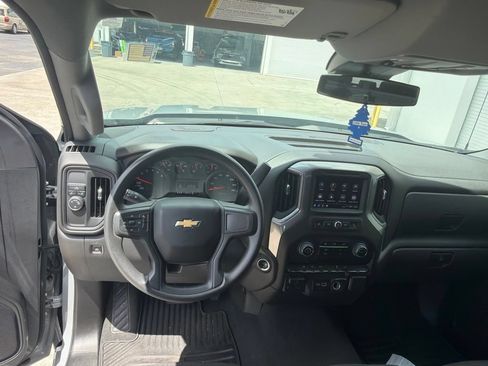 Used 2024 Chevrolet Silverado 1500 Custom RWD image 14