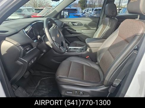 Certified 2023 Chevrolet Traverse High Country AWD/4WD image 11