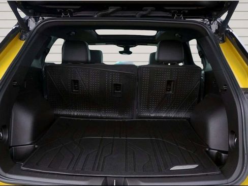 Used 2022 Chevrolet Blazer RS w/ Enhanced Convenience Package image 10