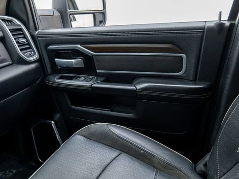 Used 2023 RAM 2500 Laramie AWD/4WD image 50