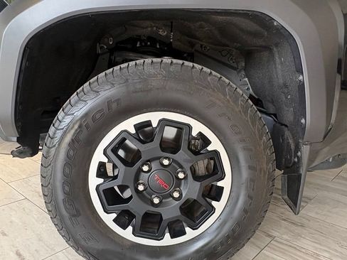 Used 2024 Toyota Tacoma TRD Off-Road AWD/4WD image 10
