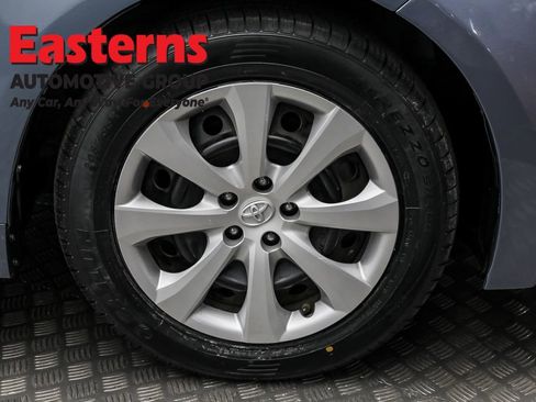 Used 2022 Toyota Corolla LE image 26