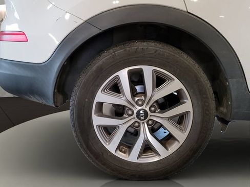 Used 2016 Kia Sportage LX FWD image 32