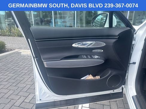 Used 2023 Genesis GV70 2.5T w/ Advanced Package AWD/4WD image 8