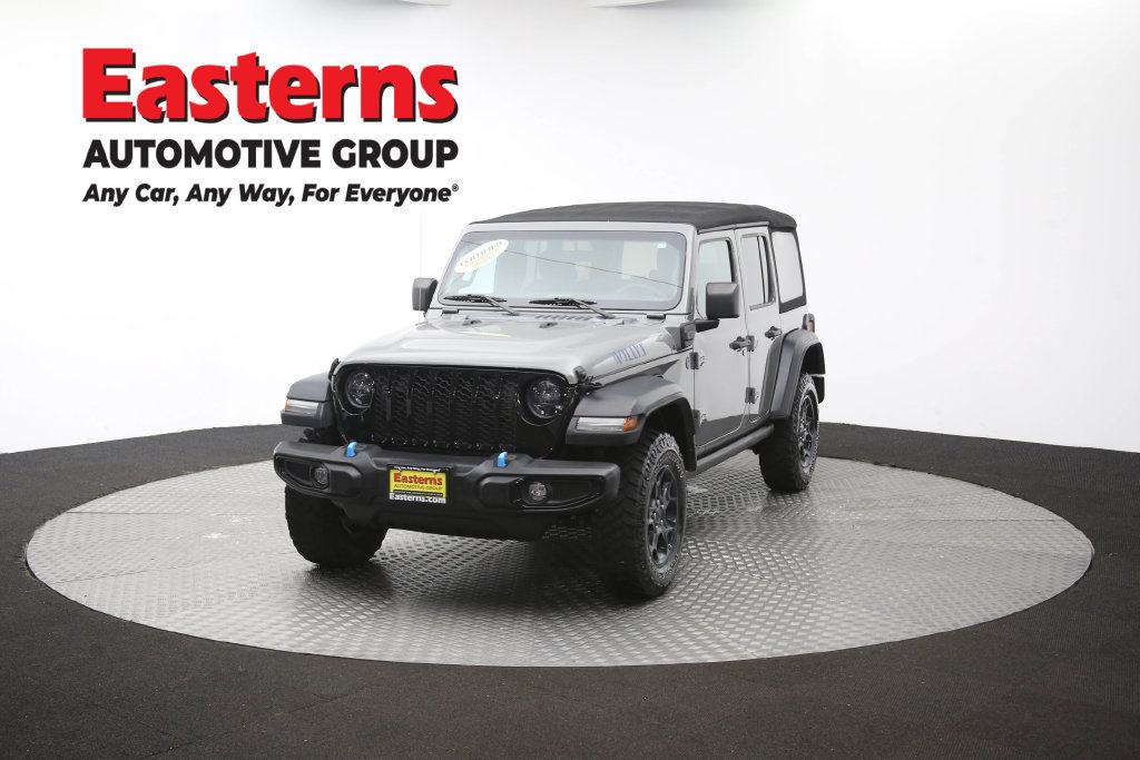 Used 2023 Jeep Wrangler Unlimited w/ Cold Weather Group AWD/4WD image 57