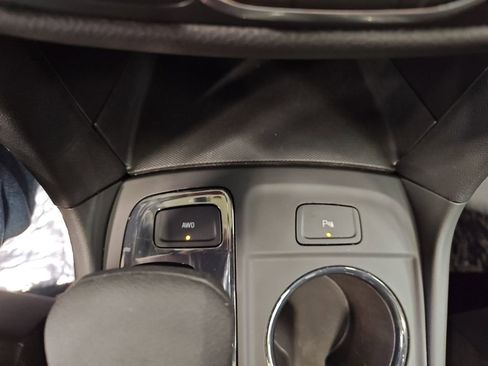 Used 2024 Chevrolet Equinox RS image 28