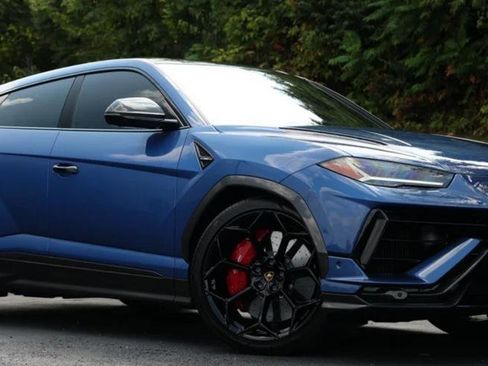 Used 2024 Lamborghini Urus Performante image 1