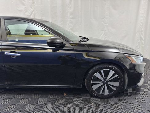 Used 2021 Nissan Altima 2.5 SV image 12