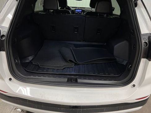 Certified 2024 Chevrolet Equinox RS image 12