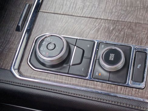 Used 2019 Ford Expedition Max Limited AWD/4WD image 34
