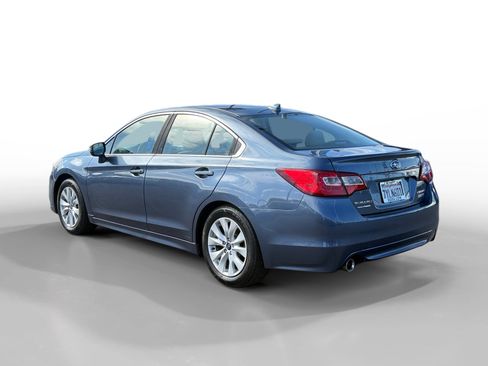 Used 2017 Subaru Legacy 2.5i Premium AWD/4WD image 3