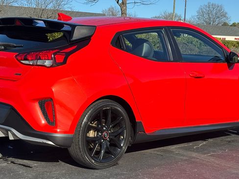 Used 2019 Hyundai Veloster Turbo R-Spec image 5