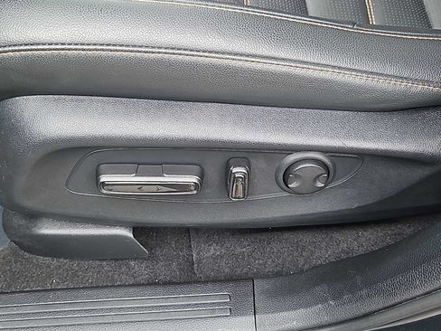 Used 2024 Honda CR-V Sport Touring image 23
