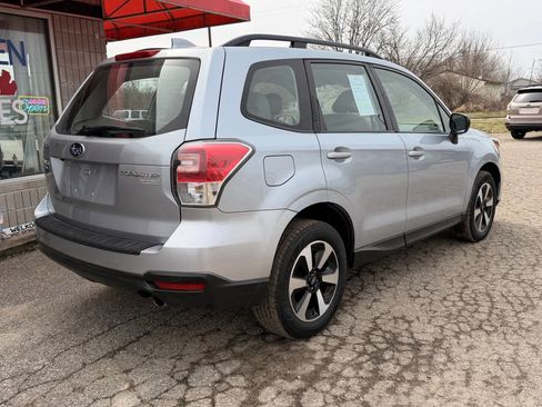 Used 2017 Subaru Forester 2.5i w/ Alloy Wheel Package image 5