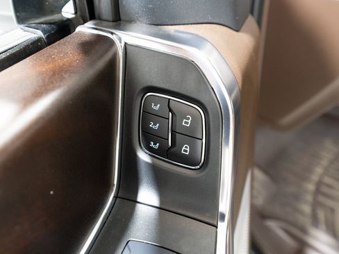 Used 2025 Ford F250 King Ranch w/ Chrome Package AWD/4WD image 16