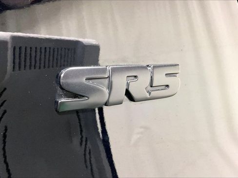 Certified 2024 Toyota 4Runner SR5 Premium w/ Moonroof Package AWD/4WD image 9
